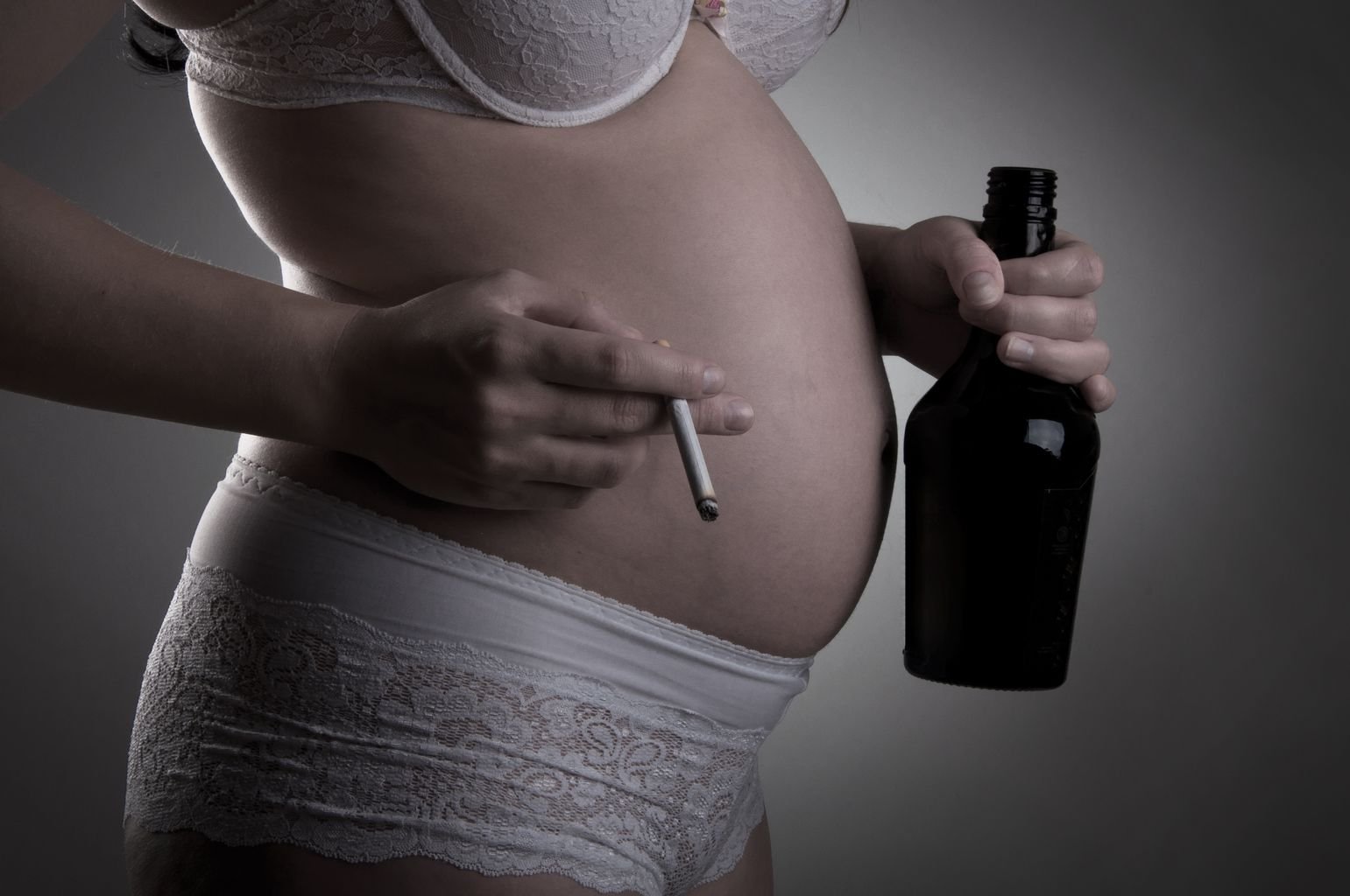 алкоголь и курение во время беременности